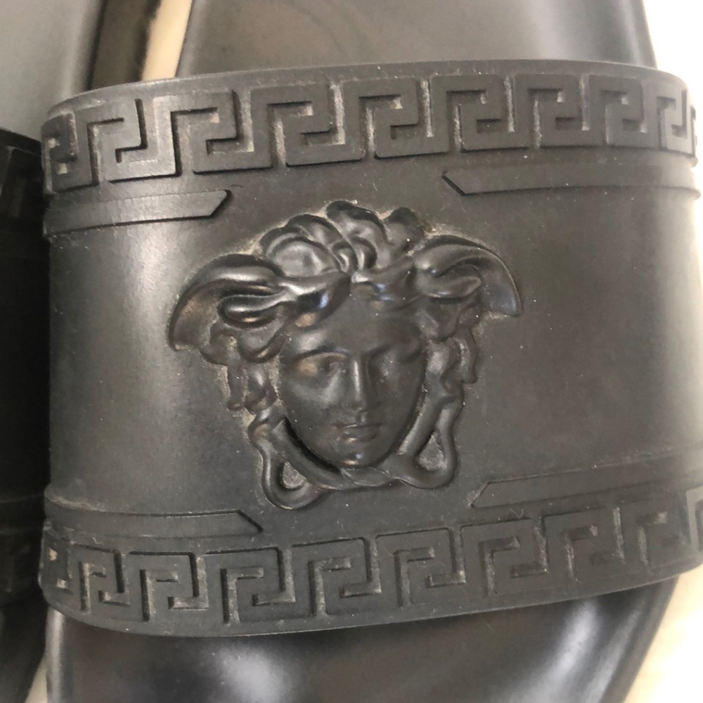 Versace 'Medusa Head' Unisex Black Slides Sandals - Size 9 / COA - Picture 11 of 15